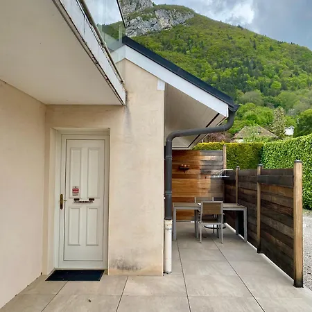 Studio Independant 3 Etoiles Dans Villa Au Bord Du Lac Annecy Veyrier-du-Lac Exterior photo
