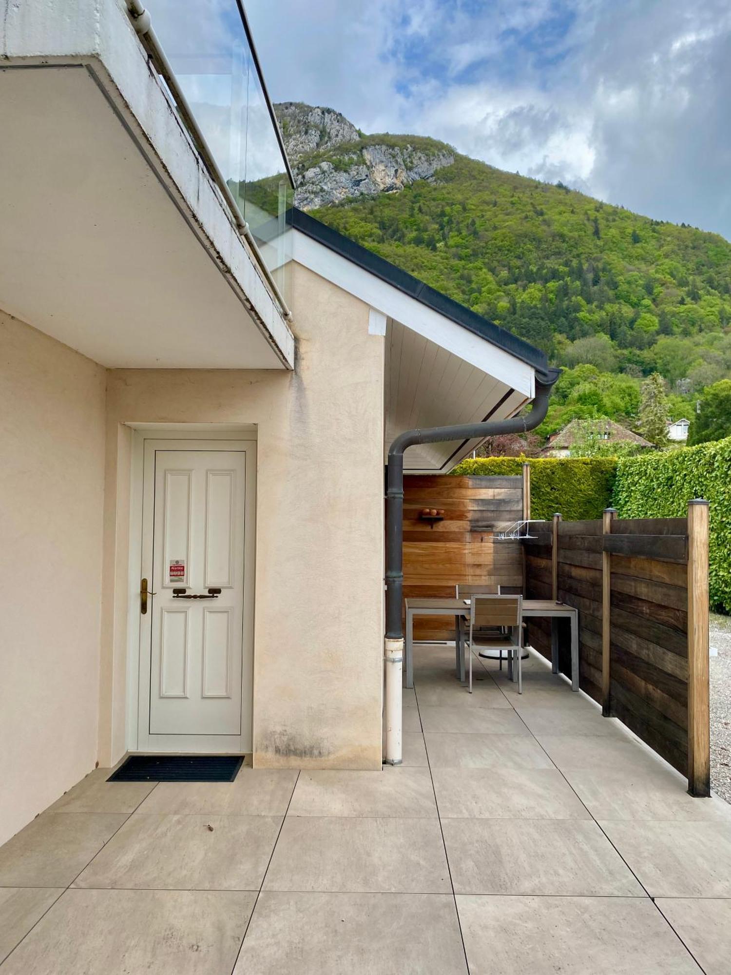 Apartment Independant 3 Etoiles Dans Au Bord Du Annecy *